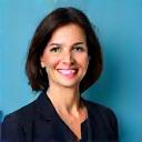 Portrait von Dr. Maria Gonzalez, Expertin für globale Wirtschaftspolitik.